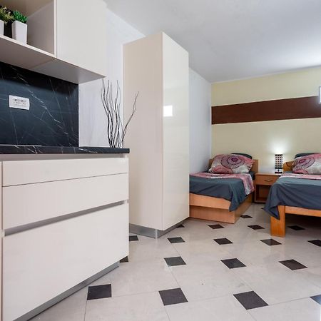 Apartments Sara & Leon ネウム エクステリア 写真