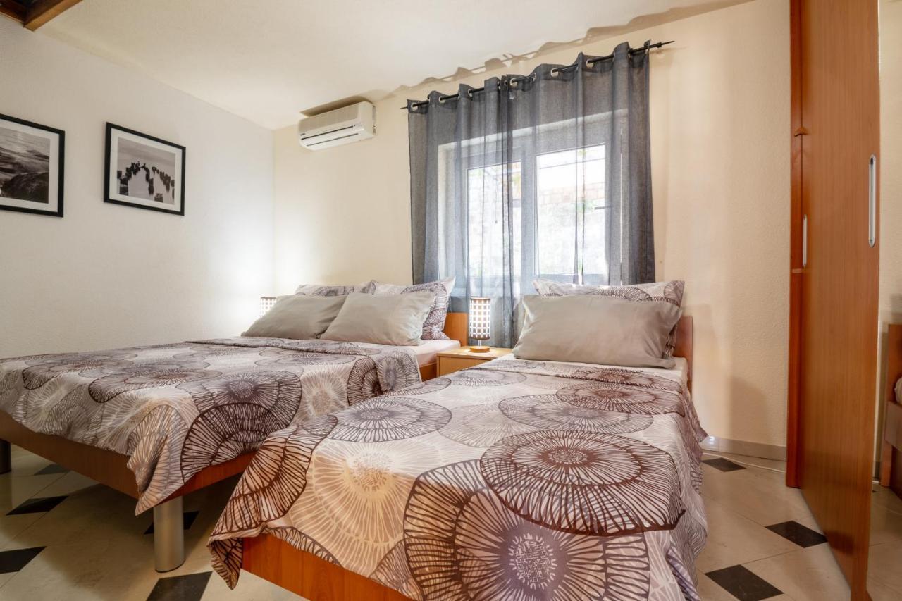 Apartments Sara & Leon ネウム エクステリア 写真