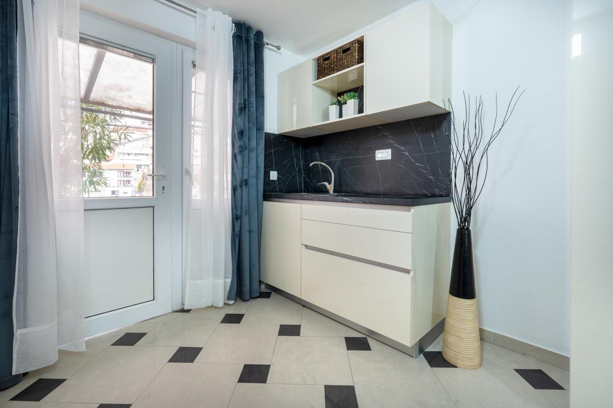 Apartments Sara & Leon ネウム エクステリア 写真